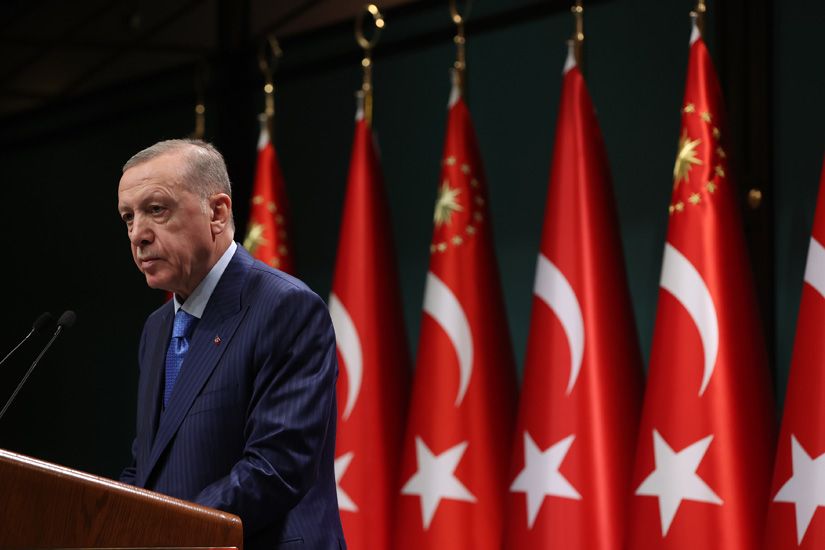 LA TURQUIE ANNONCE QU'ELLE INTERROMPT SES ÉCHANGES AVEC ISRAËL