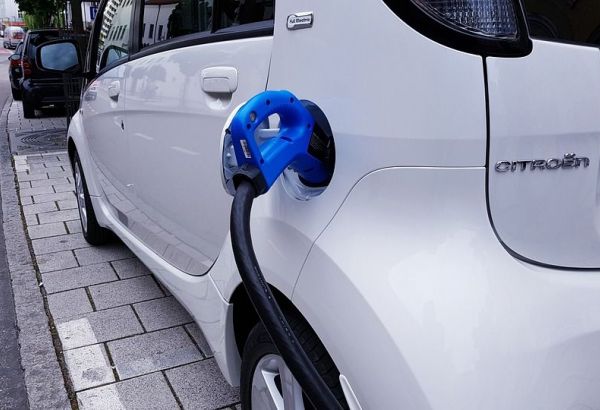 LES VENTES DE VOITURES ÉLECTRIQUES ATTEIGNENT UN NOUVEAU RECORD EN EUROPE