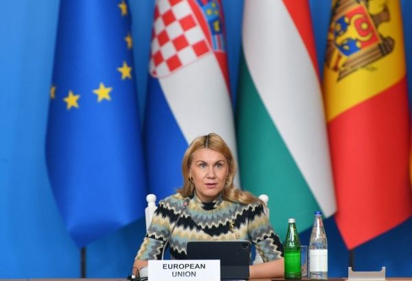 LA COMMISSAIRE EUROPÉENNE À L'ÉNERGIE EXHORTE LES ENTREPRISES À NE PAS SIGNER DE NOUVEAUX CONTRATS DE GNL AVEC LA RUSSIE