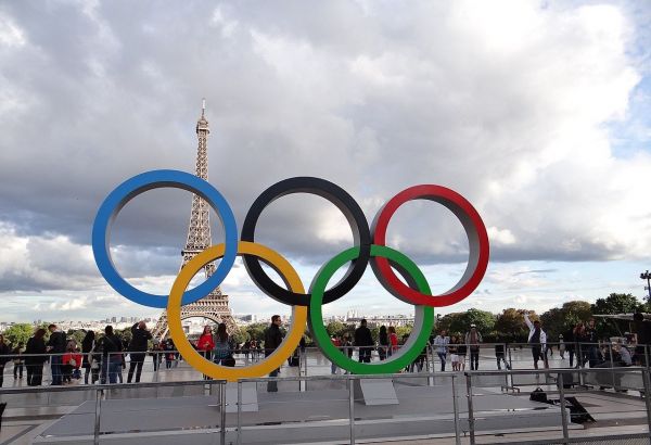 11 000 PERSONNES PORTERONT LA FLAMME OLYMPIQUE DE PARIS 2024