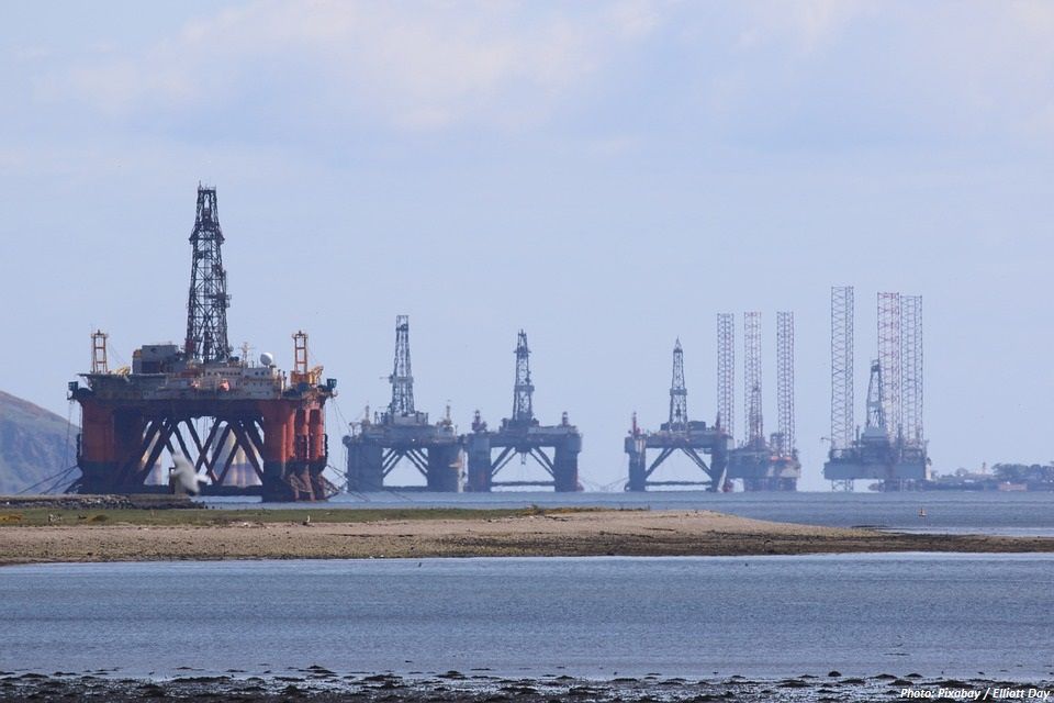 LE KAZAKHSTAN, LA RUSSIE ET L'ARABIE SAOUDITE AFFIRMENT LEUR ENGAGEMENT À COMPENSER LA SURPRODUCTION DE PÉTROLE DE L'OPEP+