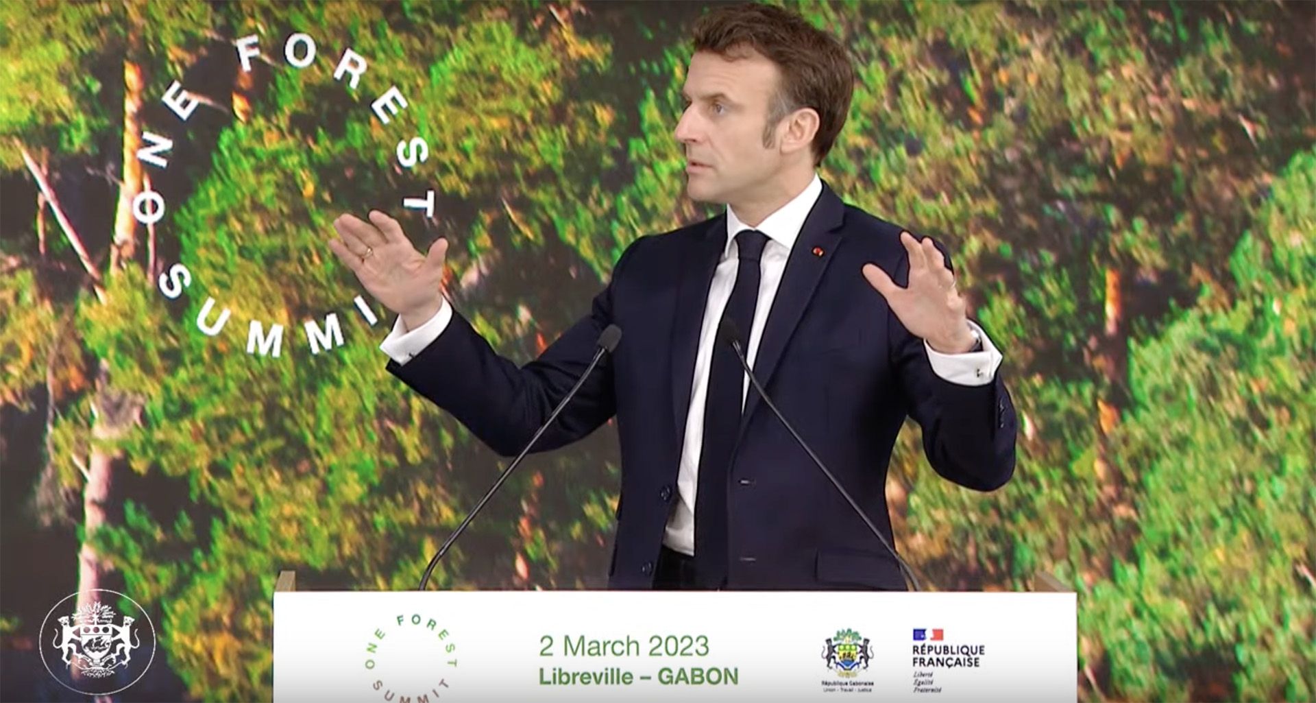 EMMANUEL MACRON JUGE "INJUSTIFIABLES" LES VIOLENCES PROVOQUÉES PAR LA MORT DE NAHEL, TUÉ PAR UN TIR DE POLICE