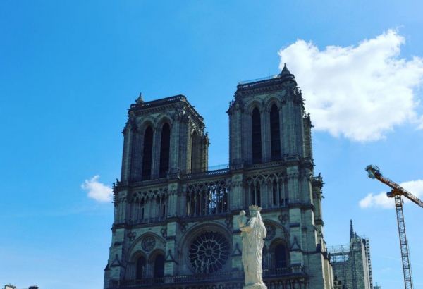 DÉCEMBRE 2024 MARQUERA L'OUVERTURE DE LA GRANDE CATHÉDRALE NOTRE-DAME DE PARIS