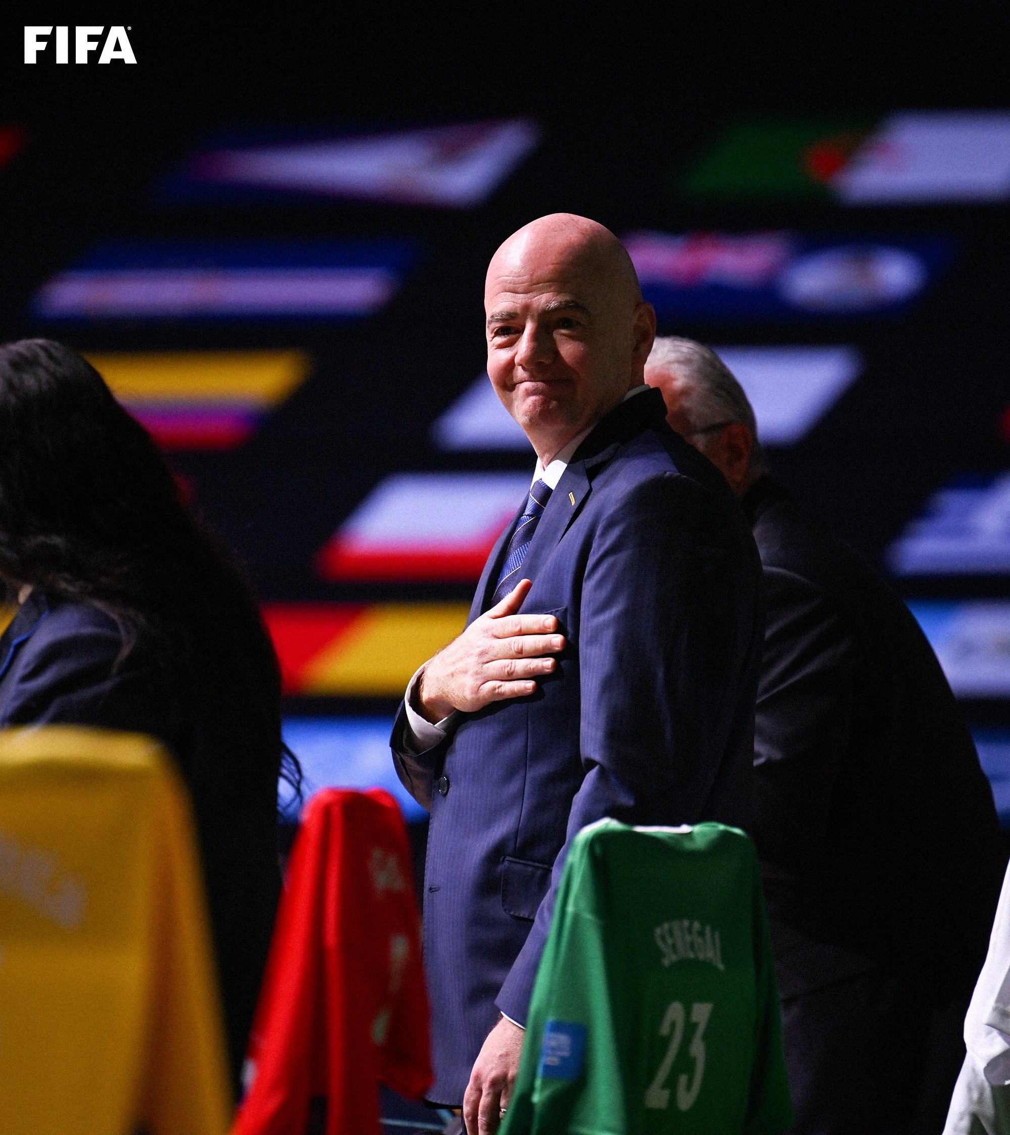 GIANNI INFANTINO RÉÉLU PRÉSIDENT DE LA FIFA JUSQU'EN 2027