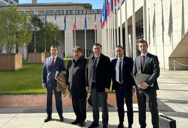 LA FRANCE ENVISAGE D'OUVRIR UNE LIGNE DE CRÉDIT ET D'ACCORDER DES SUBVENTIONS AU KIRGHIZSTAN