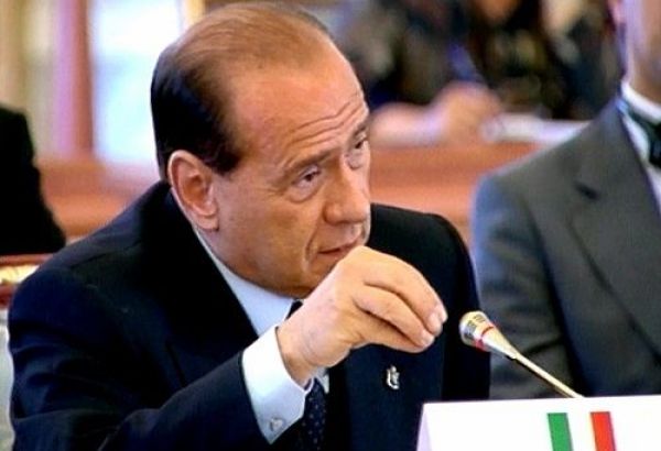 L'ancien premier ministre italien Silvio Berlusconi de retour à l'hôpital