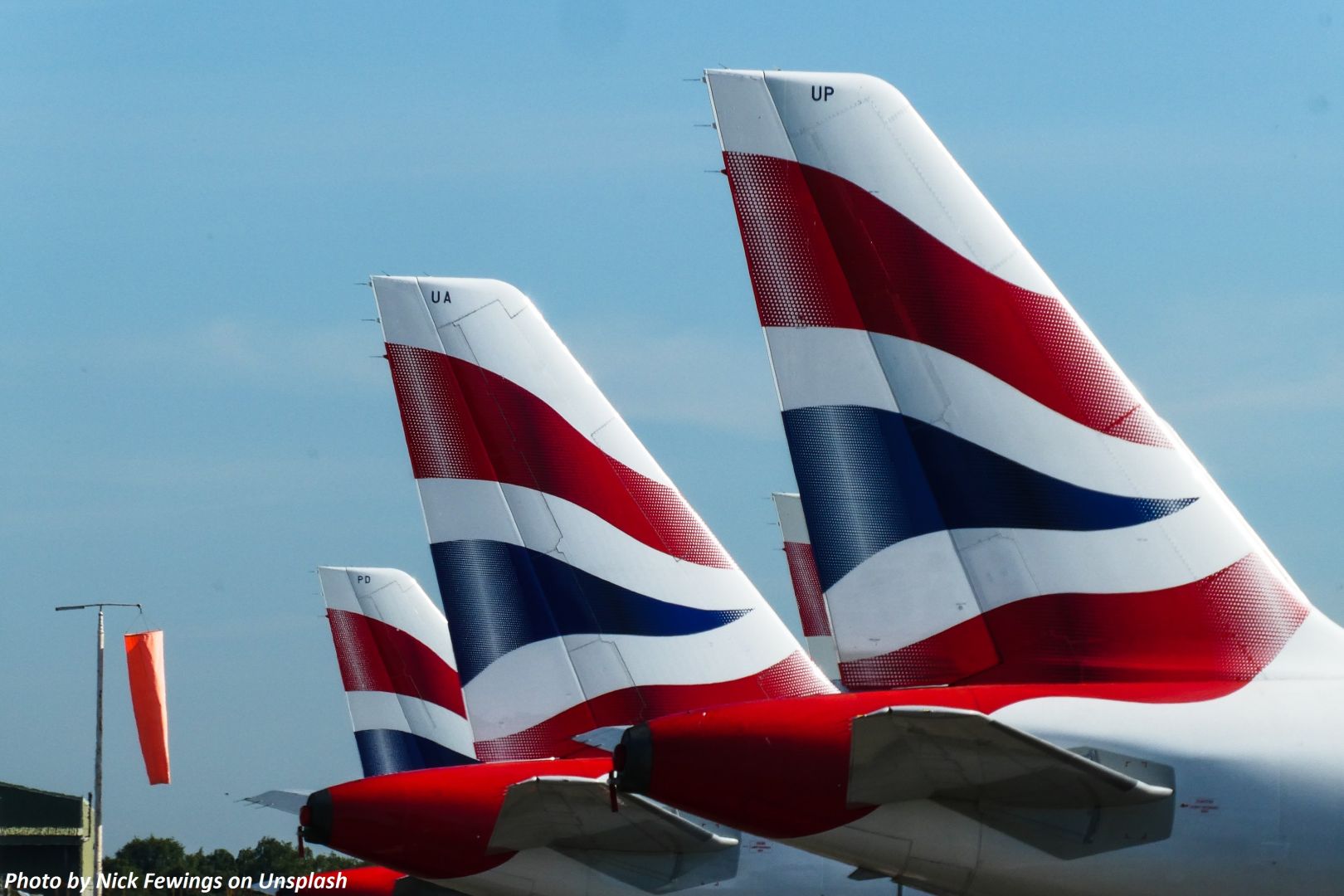 L'AVIATION BRITANNIQUE EST PRÉVENUE QUE LE PASSAGE AU VERT RALENTIRA LA CROISSANCE DE LA DEMANDE