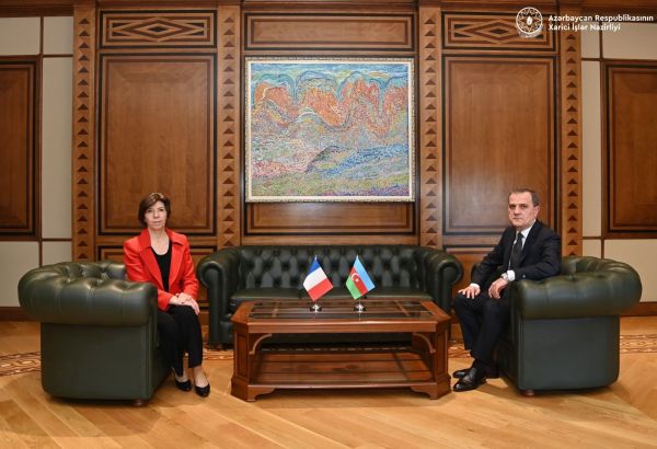 LA CHEFFE DE LA DIPLOMATIE FRANÇAISE, EN DÉPLACEMENT À BAKOU, RÉITÈRE QUE LA PAIX ENTRE L'AZERBAÏDJAN ET L'ARMÉNIE EST "POSSIBLE"