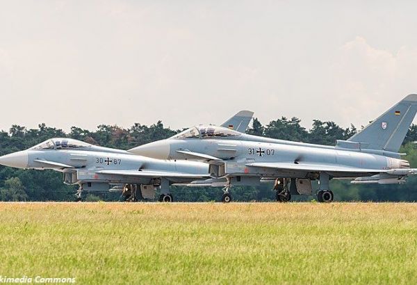 L'ALLEMAGNE ET LA GRANDE-BRETAGNE INTERCEPTENT DES AVIONS DE RECONNAISSANCE RUSSES AU-DESSUS DE LA MER BALTIQUE