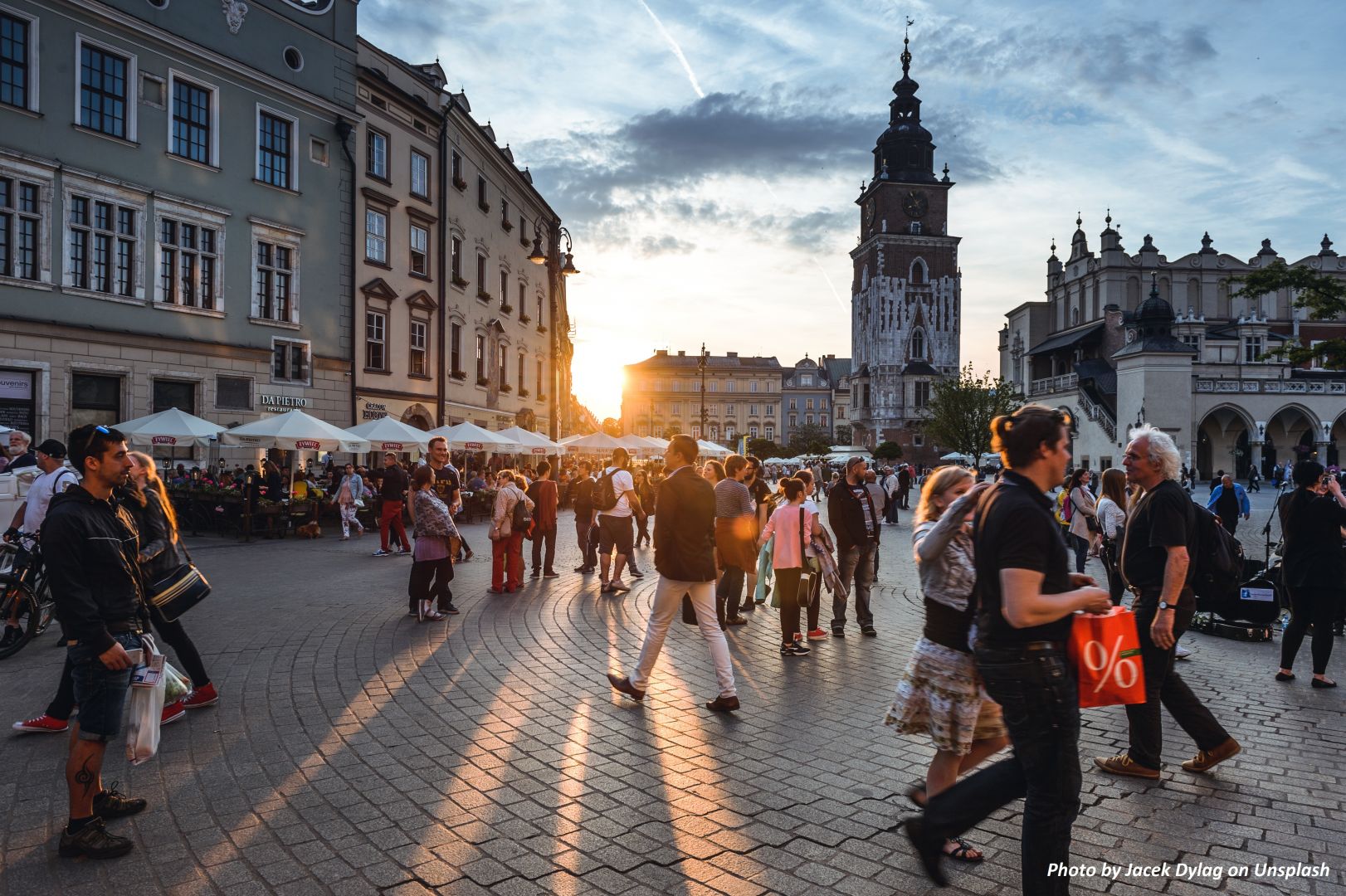 SELON LE WTTC, LE SECTEUR MONDIAL DU VOYAGE ET DU TOURISME EST EN PLEIN ESSOR À L'HORIZON 2023