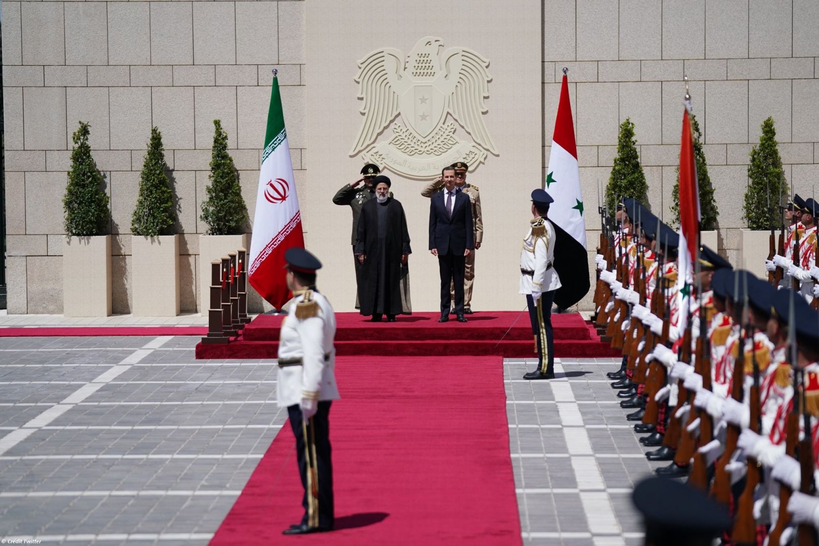 LE PRÉSIDENT IRANIEN EBRAHIM RAÏSSI RENCONTRE LE PRÉSIDENT SYRIEN BACHAR AL ASSAD LORS DE SA PREMIÈRE VISITE DANS LE PAYS DEPUIS LA GUERRE CIVILE