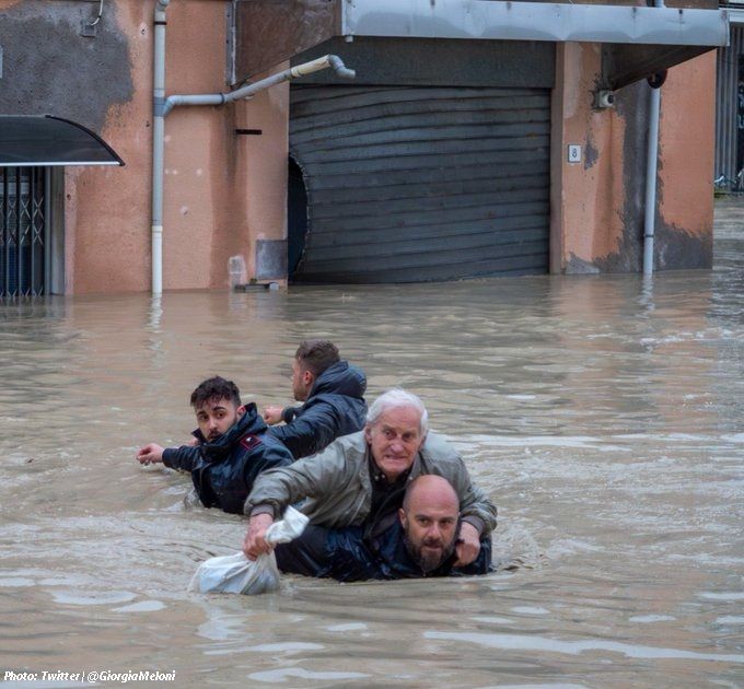 L'ITALIE APPROUVE UNE AIDE DE 2 MILLIARDS D'EUROS POUR LES ZONES TOUCHÉES PAR LES INONDATIONS