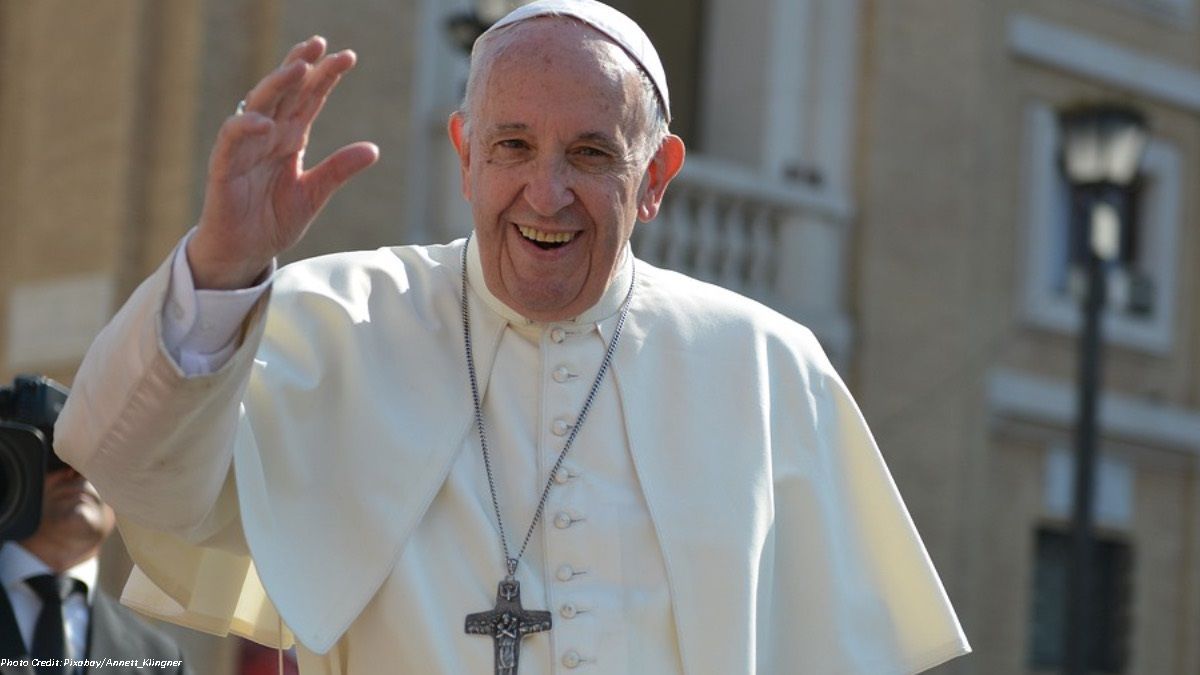 LE PAPE FRANÇOIS REPREND LE TRAVAIL APRÈS AVOIR SOUFFERT D'UNE FIÈVRE