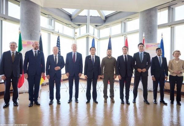 LA FRANCE ET L'ALLEMAGNE INSISTENT POUR QUE DE NOUVELLES ÉLECTIONS AIENT LIEU AU KOSOVO APRÈS LES AFFRONTEMENTS