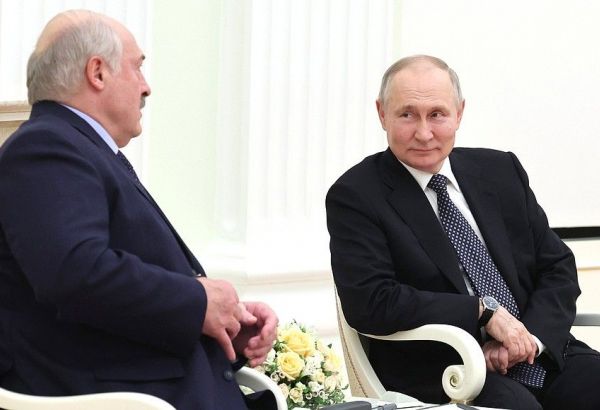 POUTINE ET LOUKACHENKO DISCUTENT DE LA COOPÉRATION EN MATIÈRE DE DÉFENSE À MINSK