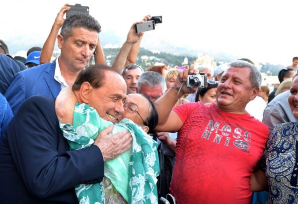 L'ITALIE FAIT SES ADIEUX À L'EX-PM SILVIO BERLUSCONI