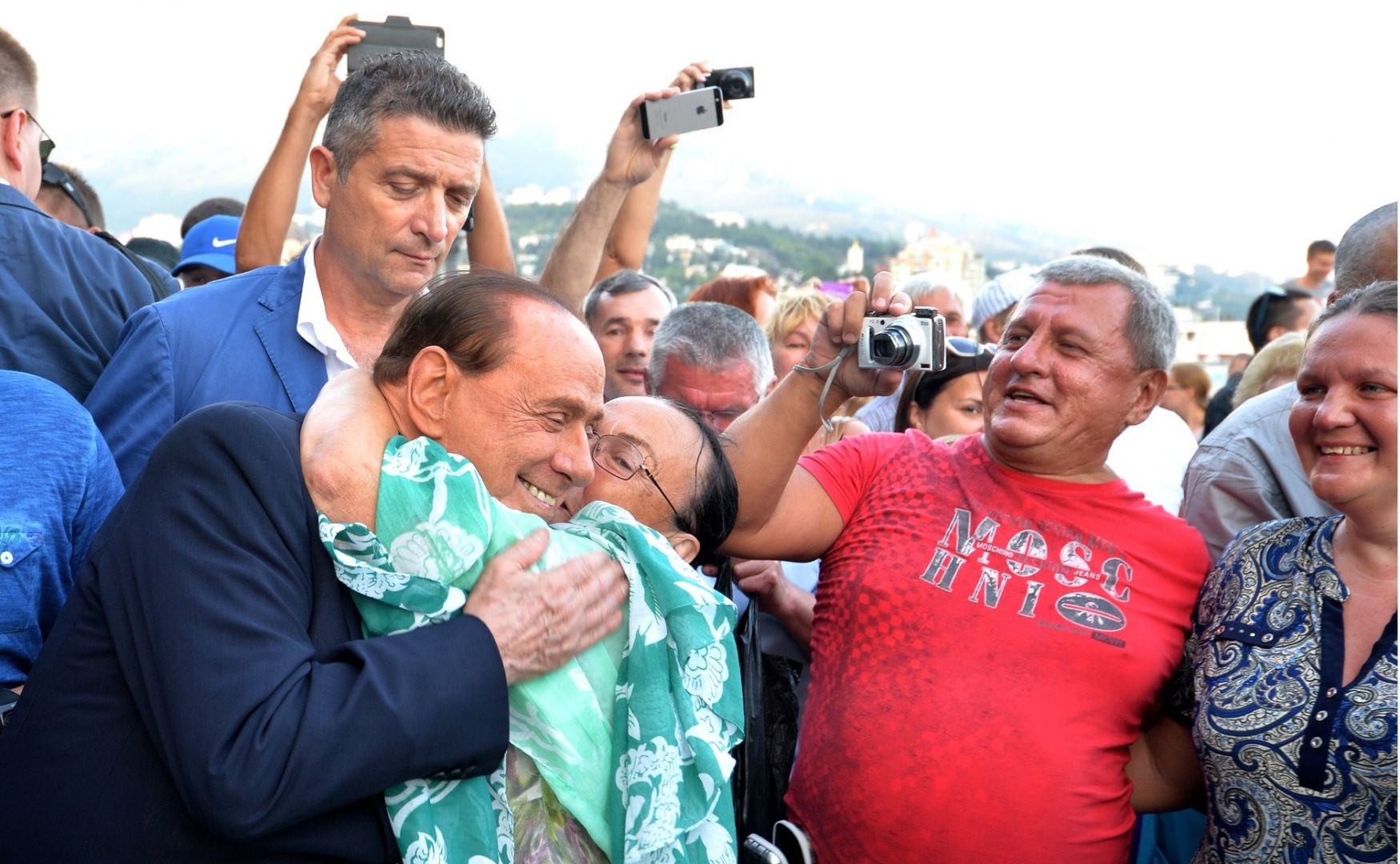 L'ITALIE FAIT SES ADIEUX À L'EX-PM SILVIO BERLUSCONI