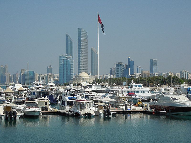 LES ÉMIRATS ARABES UNIS ET LE QATAR ROUVRENT LEURS AMBASSADES APRÈS DES ANNÉES DE TENSION DIPLOMATIQUE