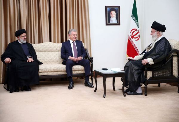 LE GUIDE SUPRÊME DE L'IRAN SOULIGNE LE POTENTIEL DE RENFORCEMENT DE LA COOPÉRATION AVEC L'OUZBEKISTAN