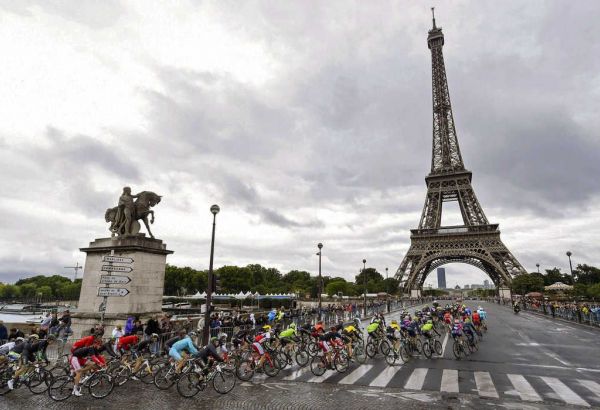 LE LEADER DU TOUR DE FRANCE APPELLE LES SUPPORTERS À RESPECTER LA SÉCURITÉ DES COUREURS