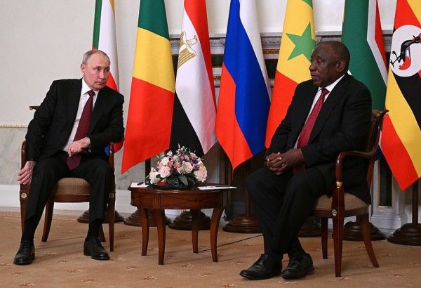 GUERRE EN UKRAINE : VLADIMIR POUTINE NE PARTICIPERA PAS AU SOMMET DES BRICS "D'UN COMMUN ACCORD", AFFIRME L'AFRIQUE DU SUD
