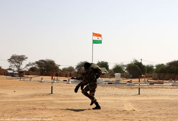 L'ALLEMAGNE SUSPEND SON AIDE AU NIGER ET À LA COOPÉRATION APRÈS LE COUP D'ÉTAT