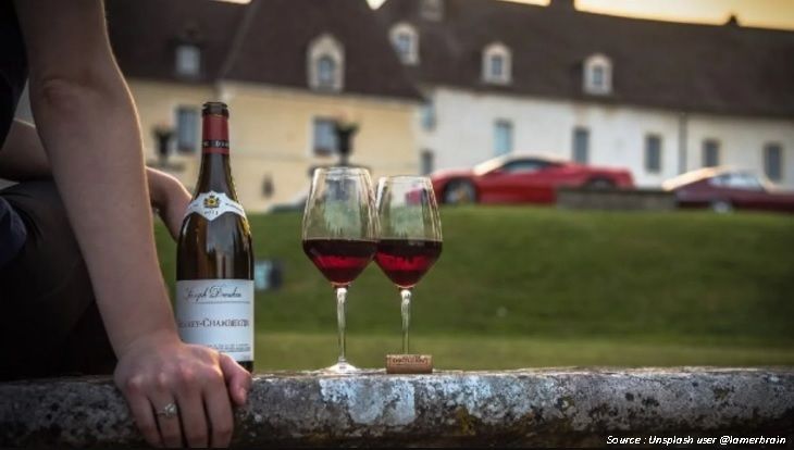 LA FRANCE VA DÉPENSER 200 MILLIONS D'EUROS POUR DETRUIRE LE VIN EN RAISON DE LA BAISSE DE LA DEMANDE