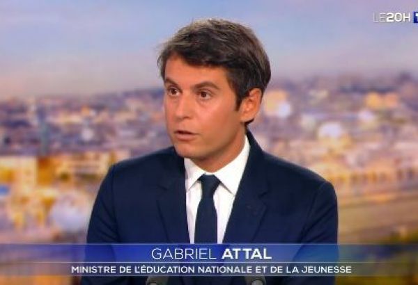 LA FRANCE INTERDIT LE PORT DE L'ABAYA DANS LES ÉCOLES PUBLIQUES