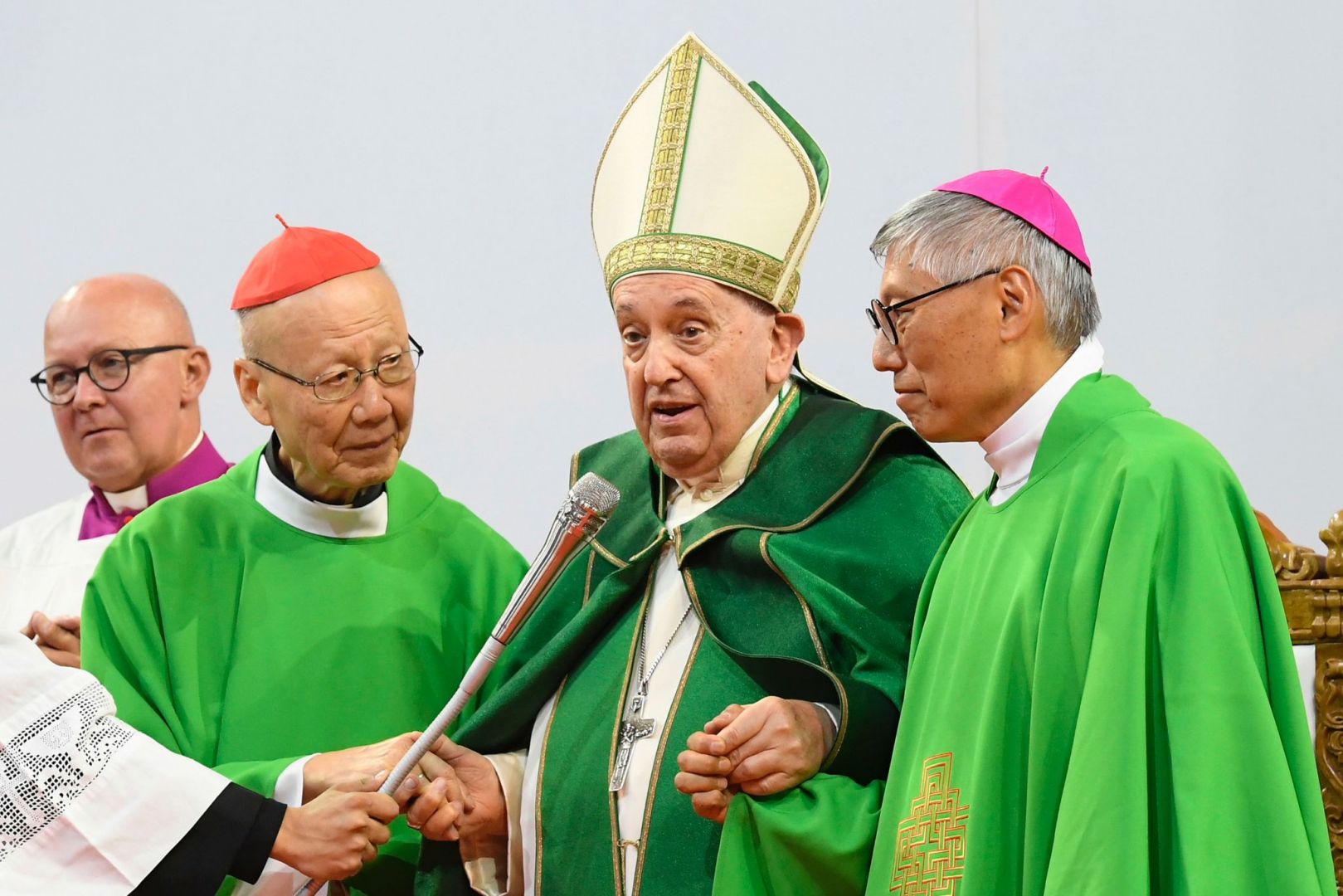 "DE BONS CHRÉTIENS ET DE BONS CITOYENS" : LE PAPE LANCE UN APPEL À LA CHINE LORS D'UNE MESSE EN MONGOLIE