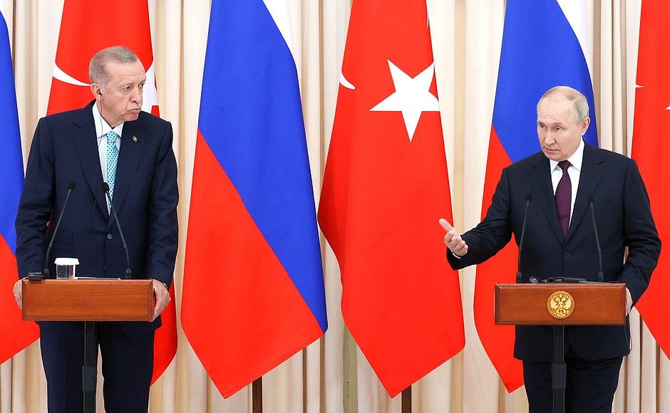 LA RUSSIE NE RENOUVELLERA PAS L'ACCORD SUR LES CÉRÉALES UKRAINIENNES TANT QUE SES EXIGENCES NE SERONT PAS SATISFAITES, DIT POUTINE À ERDOGAN