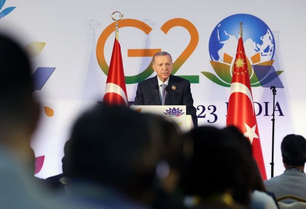 TOUTE INITIATIVE VISANT À ISOLER LA RUSSIE DE L'ACCORD SUR LES CÉRÉALES UKRAINIENNES SERAIT VOUÉE A L'ÉCHEC, AVERTIT ERDOGAN