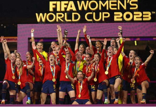 FÉDÉRATION ESPAGNOLE DE FOOTBALL : DES DIRIGEANTS PRÊTS À PORTER PLAINTE CONTRE LES CHAMPIONNES DU MONDE