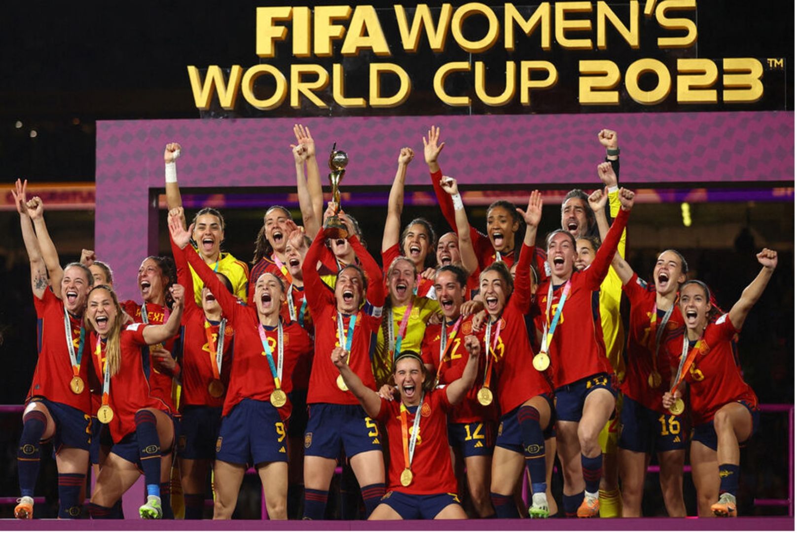 FÉDÉRATION ESPAGNOLE DE FOOTBALL : DES DIRIGEANTS PRÊTS À PORTER PLAINTE CONTRE LES CHAMPIONNES DU MONDE