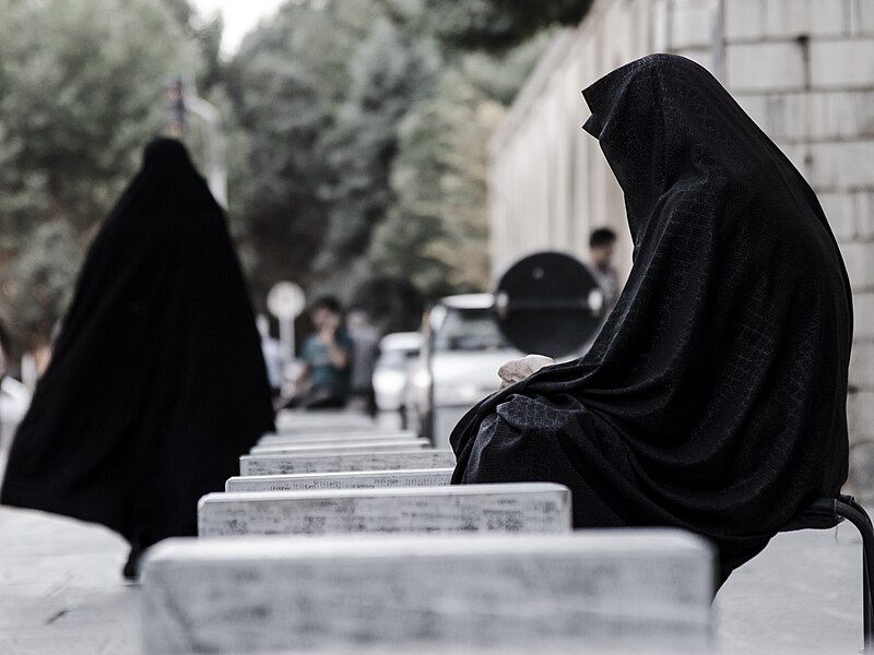LES FEMMES IRANIENNES RISQUENT 10 ANS DE PRISON EN VERTU D'UN PROJET DE LOI SUR LE HIJAB