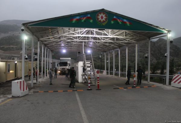 L'AZERBAÏDJAN ET LA RUSSIE S'EFFORCENT DE DÉSARMER LES SÉPARATISTES DU KARABAKH