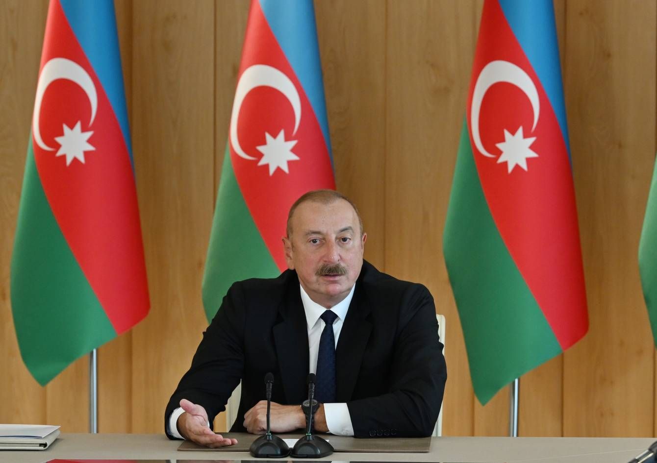 L'AZERBAÏDJAN ATTACHE UNE GRANDE IMPORTANCE AU DÉVELOPPEMENT DE SES RELATIONS ÉCONOMIQUES ET COMMERCIALES AVEC LE VIETNAM