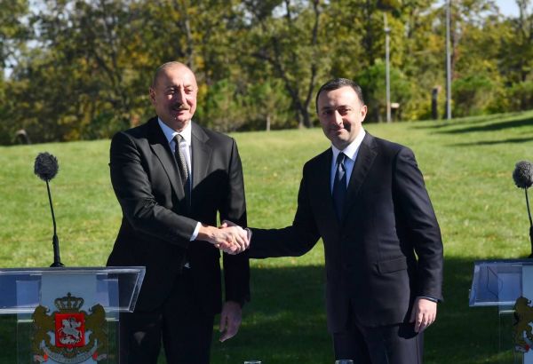 LA GÉORGIE ET L'AZERBAÏDJAN SONT DES PARTENAIRES PROCHES, PRÔNE LE PRÉSIDENT ALIYEV