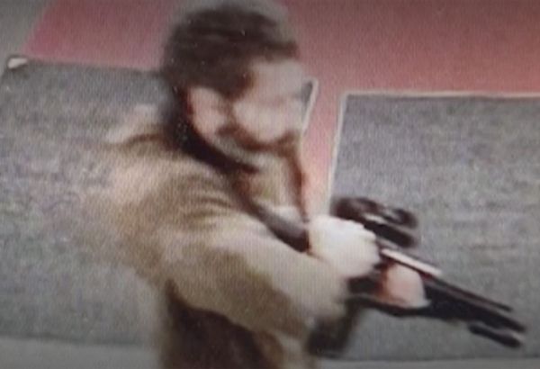 ÉTATS-UNIS : AU MOINS 22 MORTS DANS UNE TUERIE DANS LE MAINE. LE SUSPECT EN FUITE