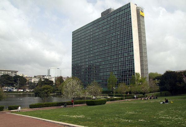 LES BÉNÉFICES D'ENI S'EFFONDRENT EN RAISON DE LA BAISSE DES PRIX