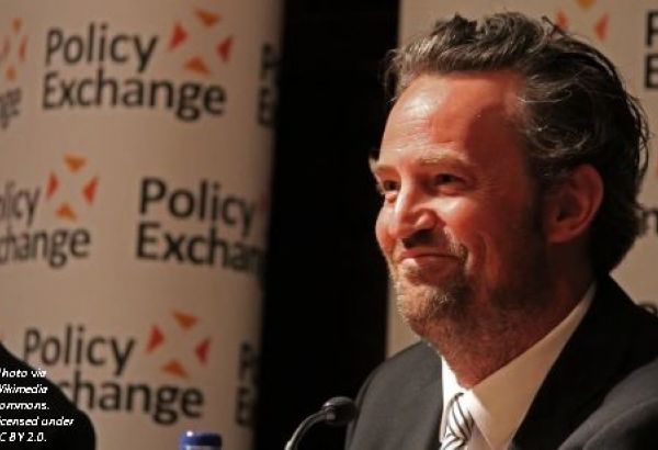 MATTHEW PERRY, ACTEUR CONNU POUR "FRIENDS", MEURT À L'ÂGE DE 54 ANS