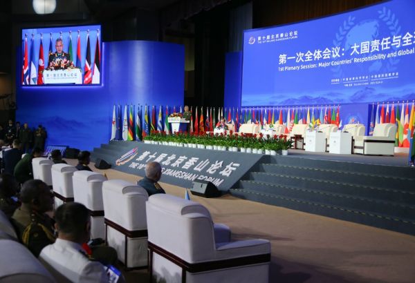 LA CHINE ET LA RUSSIE METTENT EN GARDE CONTRE LES FORCES ÉTRANGÈRES QUI ATTISENT LES TROUBLES