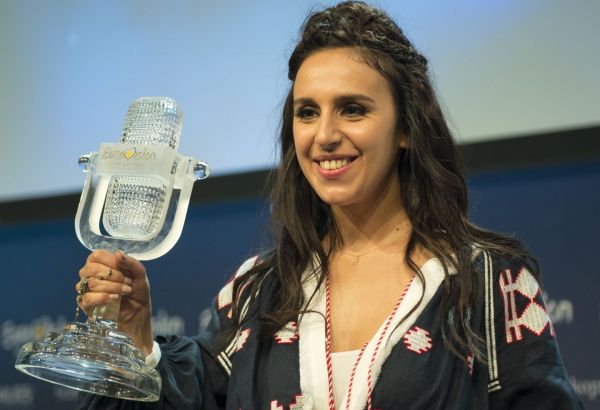 JAMALA, GAGNANTE DE L'EUROVISION 2016, PLACÉE SUR LA LISTE DES PERSONNES RECHERCHÉES PAR LA RUSSIE