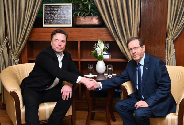 ELON MUSK RENCONTRE LE PRÉSIDENT ISRAÉLIEN APRÈS UNE POLÉMIQUE SUR L'ANTISÉMITISME