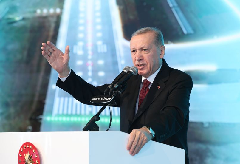 ERDOGAN EXHORTE L'ARMÉNIE À SE LIBÉRER DE L'INFLUENCE ÉTRANGÈRE POUR ASSURER LA STABILITÉ RÉGIONALE