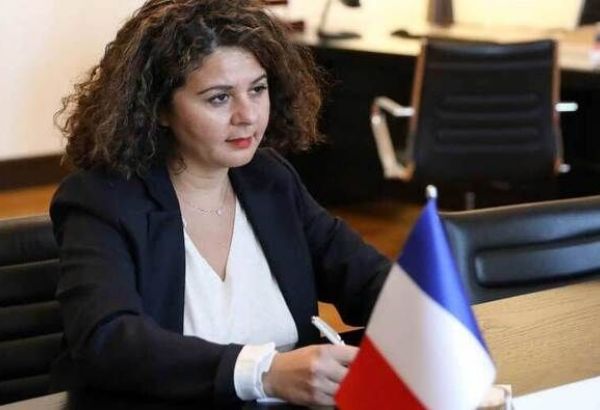 L'AMBASSADRICE DE FRANCE SOUTIENT L'INTEGRITÉ TERRITORIALE DE LA GÉORGIE