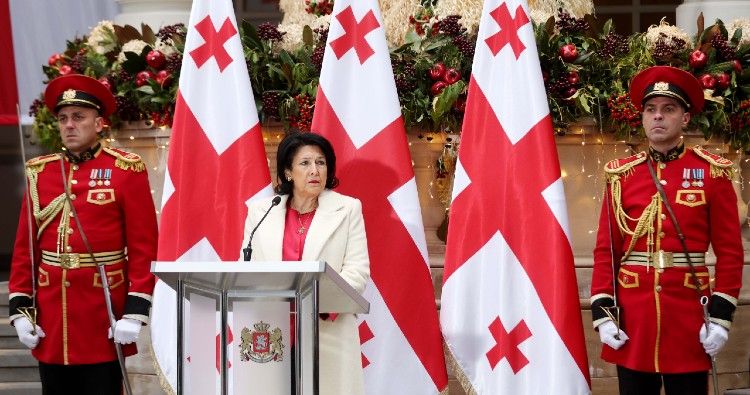 LA PRÉSIDENTE GÉORGIENNE ACCUSE LE PARTI AU POUVOIR DE PROCÉDER À UN COUP D'ÉTAT CONSTITUTIONNEL