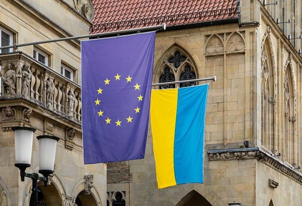 L'UE COMPTE UTILISER LES BÉNÉFICES TIRÉS DES AVOIRS RUSSES GELÉS POUR AIDER L'UKRAINE