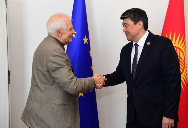 LE KIRGHIZSTAN ET L'UE CHERCHENT À DÉVELOPPER LES LIAISONS DE TRANSPORT