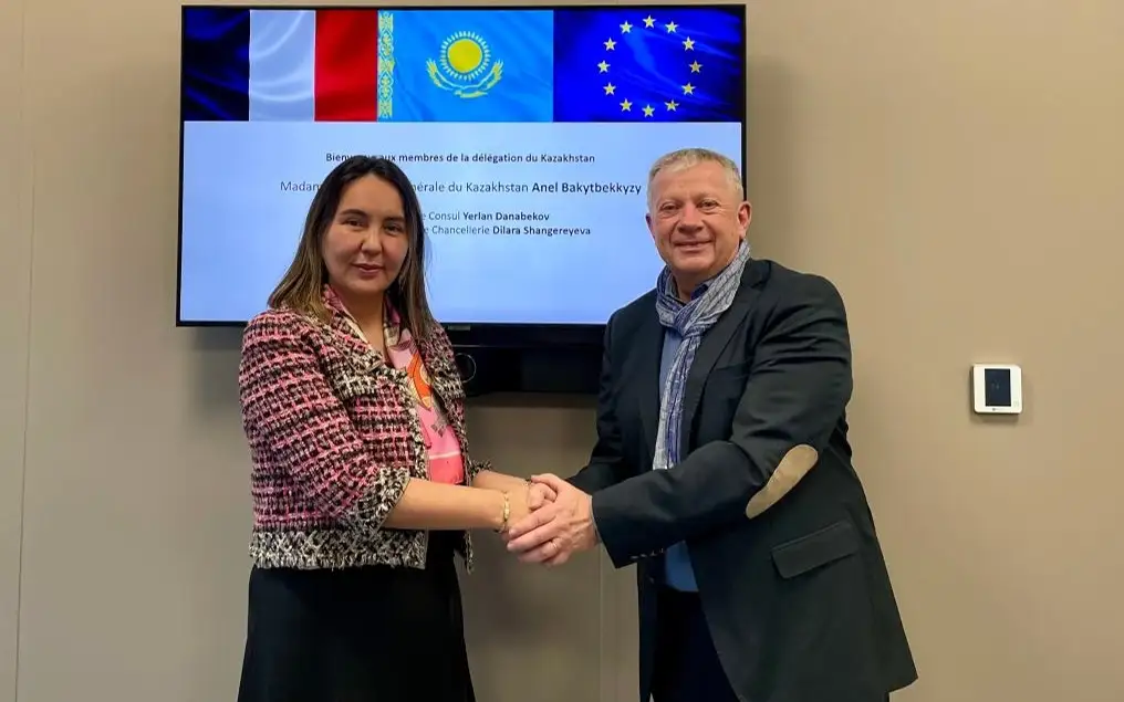 LE KAZAKHSTAN ET LA FRANCE MISENT SUR LE DÉVELOPPEMENT DU DIALOGUE SUR L'INVESTISSEMENT