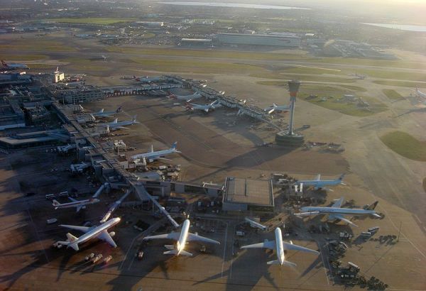 L'IATA PRÉVOIT DES PERSPECTIVES POSITIVES POUR L'INDUSTRIE MONDIALE DU TRANSPORT AÉRIEN EN 2025